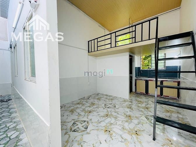 Hình ảnh Phòng trọ Mới Xây Có Gác + Máy Lạnh + Thang Máy