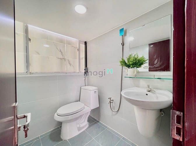 Hình ảnh Cho thuê Trang Chủ MB66.COM / Đăng Ký Tặng 66K gác ngay Đh Kinh tế quận 10, an ninh cao, thang máy