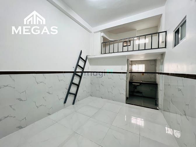 Hình ảnh Cho Thuê Phòng Thơm Mùi Gỗ Cửa Sổ Thoáng Có Máy Lạnh