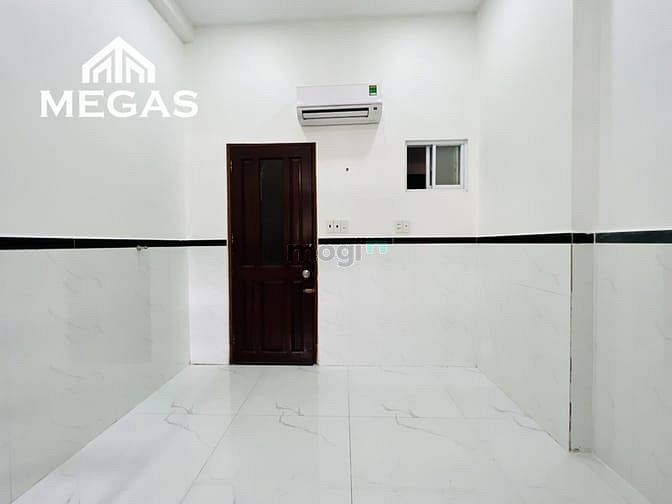 Hình ảnh Cho Thuê Phòng Thơm Mùi Gỗ Cửa Sổ Thoáng Có Máy Lạnh