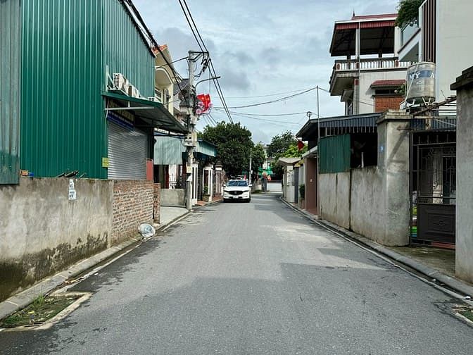 Hình ảnh Đất Vĩnh Ngọc, Oto Đỗ Cửa. DT 52m2, MT 5m. Giá 3.1 tỷ.