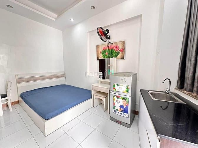 Hình ảnh Trống Sẵn 1 Phòng Bancol Giá Siêu Rẻ Quận 3