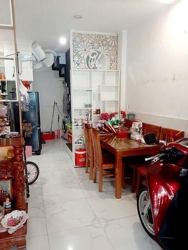 Hình ảnh Nhà hẻm ô tô 2 tầng 42m2 gần Aeon Bình Tân