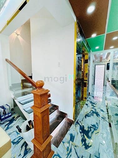 Hình ảnh Duplex Ban Công, Full Nội Thất Máy Giặt Riêng Quận 8