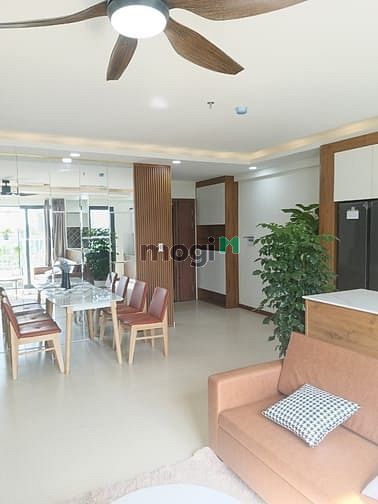 Hình ảnh Chung cư Iris Tower chỉ 300tr căn 2pn2wc ngay khu Vsip1