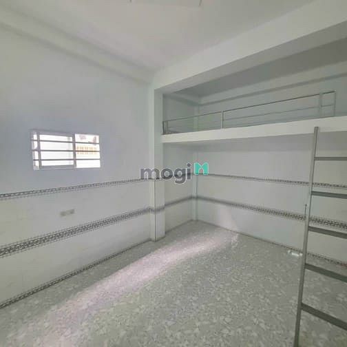 Hình ảnh Phong trọ có máy lạnh, phòng mới, giờ giấc,tự do