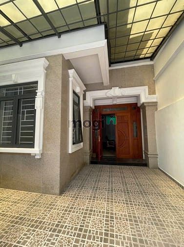Hình ảnh Cho thuê nhà phố dạng biệt thự mini, Thạnh Xuân Q12