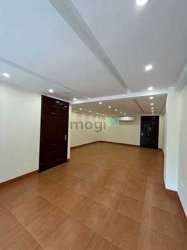 Hình ảnh Cho thuê Văn Phòng Vạn Phúc 60m2- Tầng 2 thuận tiện giao dịch