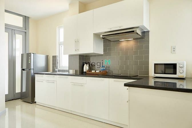 Hình ảnh Cho Thuê Căn Hộ Ban Công Full NT Khu Sân Bay Quận Tân Bình