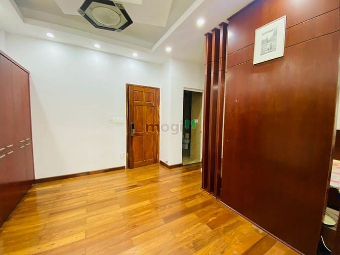 Hình ảnh Cho thuê mb - văn phòng 400m2 hẻm Sư Vạn Hạnh, cách Vạn Hạnh mall 250m