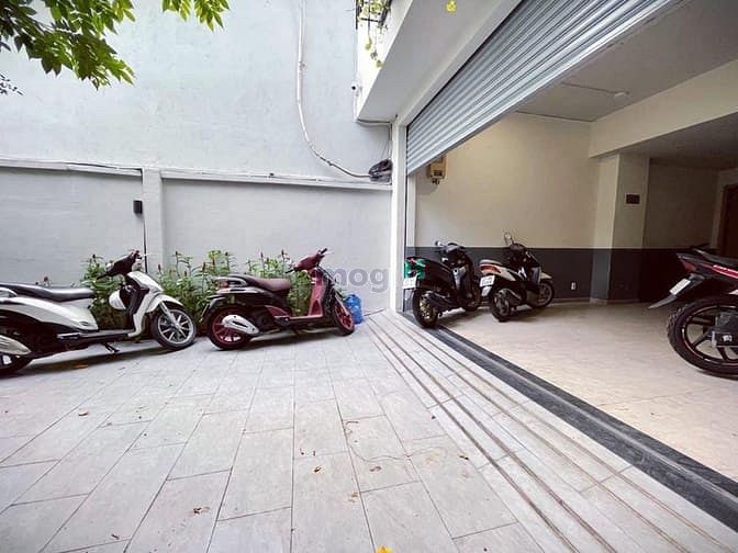 Hình ảnh Studio bancol bao phí chỉ tính điện tại trung tâm quận 3