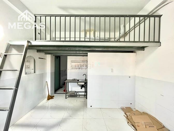 Hình ảnh Duplex Máy Lạnh-Cửa Sổ-Thang Máy Gần Ngã Tư An Sương