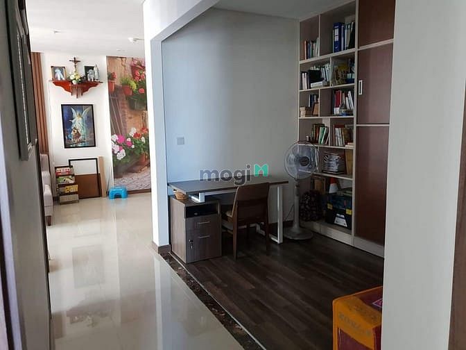Hình ảnh Giường tủ sofa bàn ăn lấy đi còn lại fnt Hà đô centrosa 100m 3PN