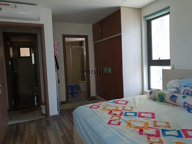 Hình ảnh Giường tủ sofa bàn ăn lấy đi còn lại fnt Hà đô centrosa 100m 3PN