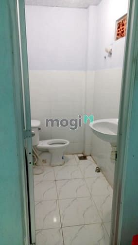 Hình ảnh Phòng trọ có gác cạnh bên ĐH UEF, GIÁ 3TR