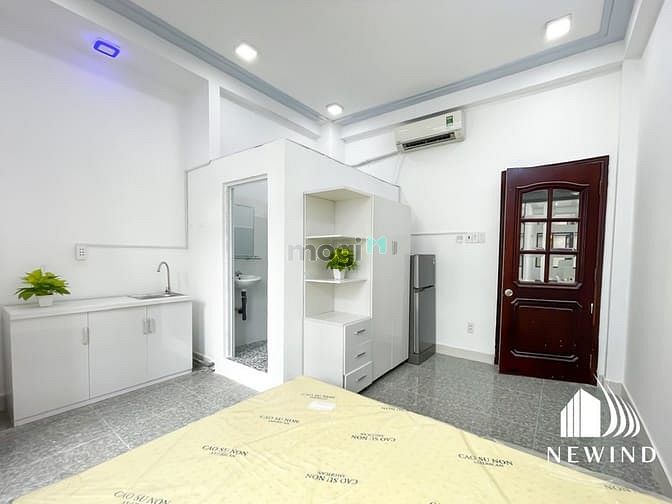 Hình ảnh Studio ban công giá rẻ, ban công cửa sổ thoáng mát