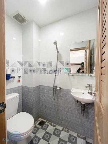 Hình ảnh Phòng đẹp giá rẻ, toà nhà thang máy, đủ nội thất