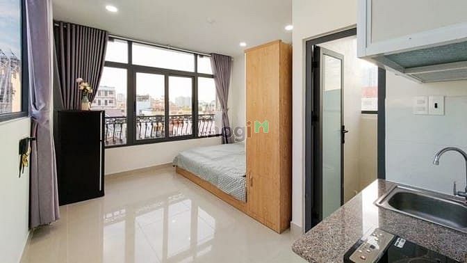 Hình ảnh STUDIO Full Nội thất, Ban công, Cửa sổ tại Trung tâm Q7, Gần chợ