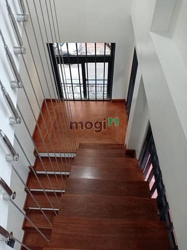 Hình ảnh Cho thuê biệt thự lô góc KĐT Mễ Trì Thượng. DT 150m2, 4 tầng. Giá 40 t