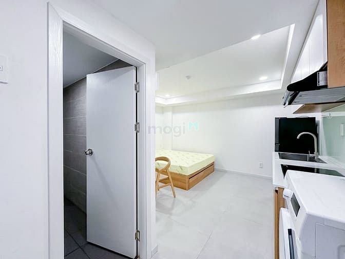 Hình ảnh Căn Hộ Dịch Vụ Studio Ban Công Full Nội Thất Khu Trung Sơn Quận 7
