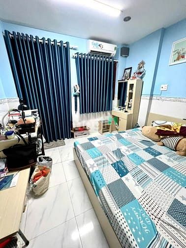 Hình ảnh Nhà ngon 4 tầng hẻm xe hơi gần Aeon Tân Phú