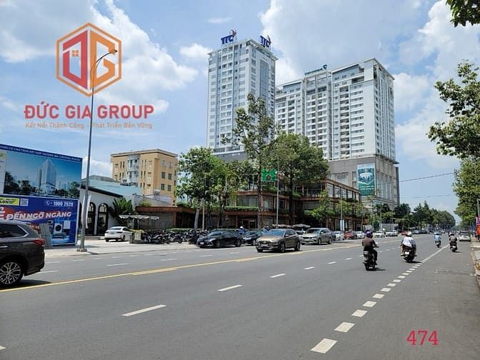 Hình ảnh Bán đất khu dân cư D2D lô góc 2 mặt tiền 216m2 ngang 12m giá 27 tỷ