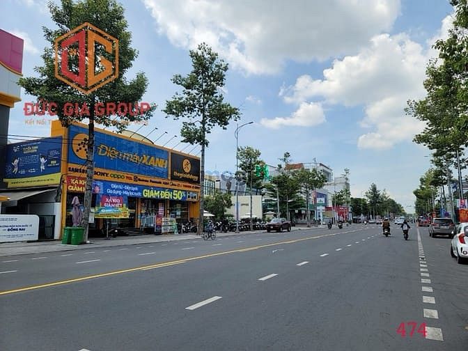 Hình ảnh Bán đất khu dân cư D2D lô góc 2 mặt tiền 216m2 ngang 12m giá 27 tỷ