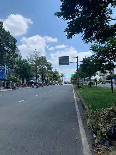 Hình ảnh Bán đất MT đường Vành Đai Trong, khu tên lửa, 5.3 x 20m, giá 22 tỷ