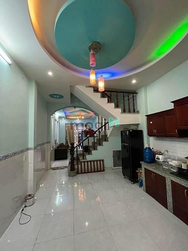 Hình ảnh Bán Nhà sát Vincom Dĩ An BD Sổ Hồng Riêng 64m2