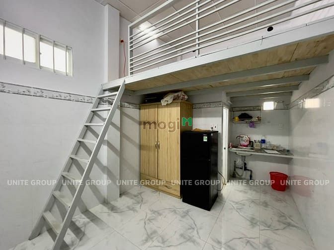 Hình ảnh Studio giá rẻ cho sinh viên đường số 1, gác cao đứng ko chạm đầu, 2