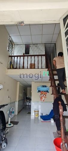 Hình ảnh Cho thuê nhà vườn lài an phú đông q12 Dt 4x10m trệt gác lững 2pn 5tr