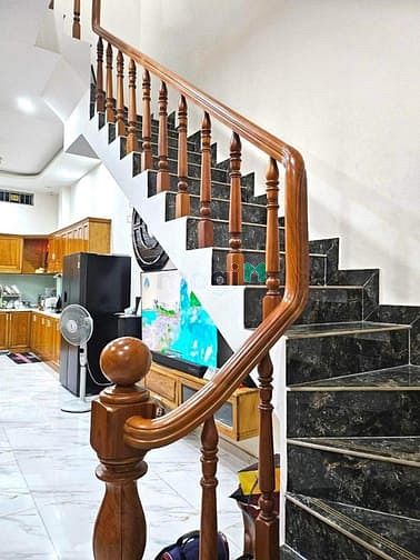 Hình ảnh Nhà 2Mt HXT 8m, 73m2, 3 Tầng ST, Full nội thất.