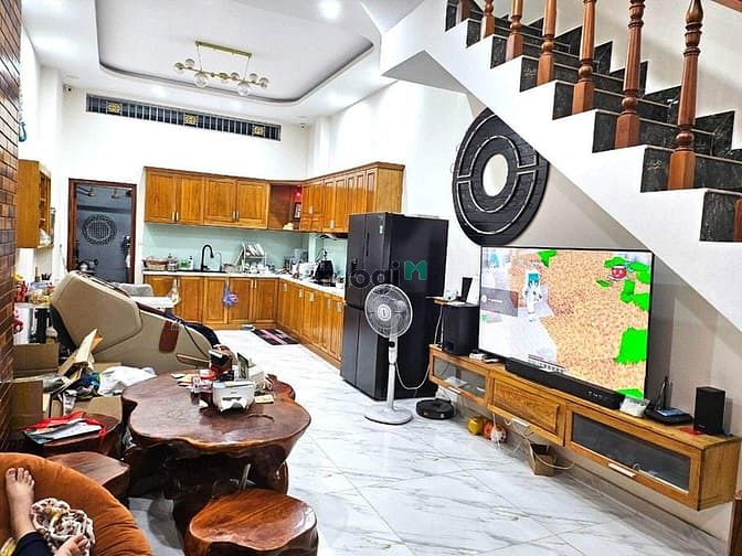 Hình ảnh Nhà 2Mt HXT 8m, 73m2, 3 Tầng ST, Full nội thất.