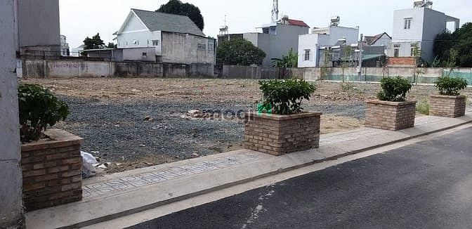 Hình ảnh Bán lô đất đường Tú Xương ,P Hiệp Phú - 80m2 / 6.3 tỷ