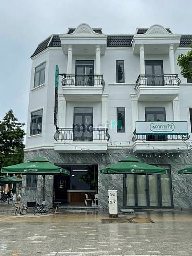 Hình ảnh Nhà Phố Thương Mại Liền Kề Đẳng Cấp