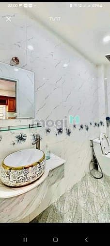 Hình ảnh Mặt tiền Chợ BÀN CỜ VIP QUẬN 3  - 5 TẦNG