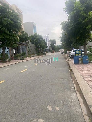 Hình ảnh Bán đất dự án Lê Phong trung tâm y tế Dĩ an- BD 72m2