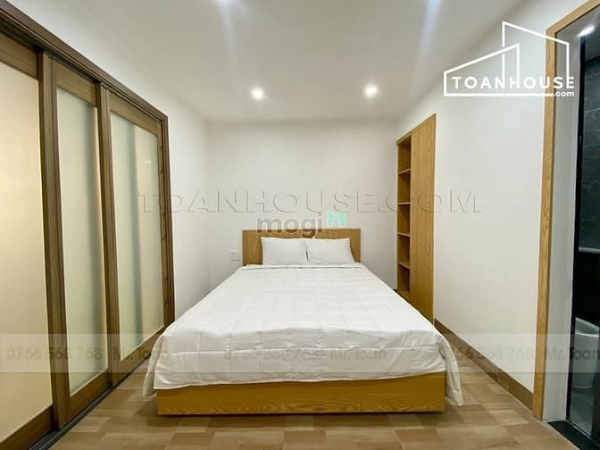 Hình ảnh Cho thuê biệt thự 4 phòng ngủ gần sông Hàn