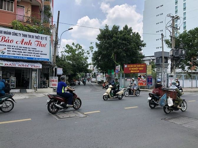 Hình ảnh Bán Đất - Tô Hiến Thành , QUẬN 10 - HXT TRÁNH - 365M2 – Chỉ 63 T.ỷ.