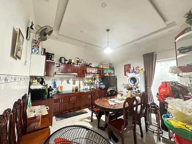 Hình ảnh Đối diện Vạn Phúc, giáp Bình Thạnh, 3 tầng cứng, đường 5m, hơn 6ty