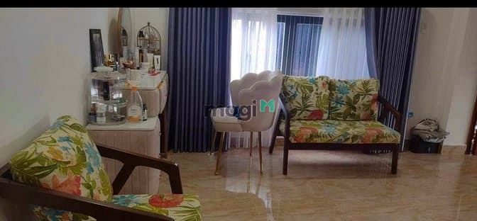 Hình ảnh Cho thuê nhà 8pn 9wc, An Phú Đông Q12