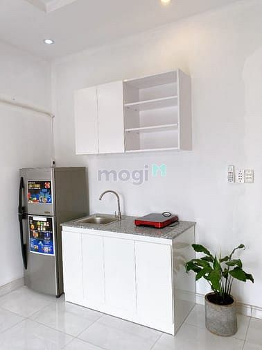 Hình ảnh 🏡 Căn Hộ Dịch Vụ STUDIO 🏡: - Ban Công – Gần Trung Tâm Thành Phố