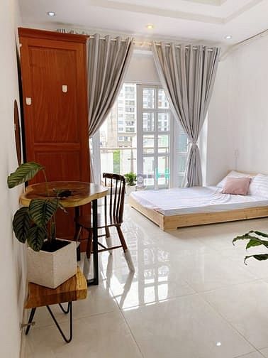 Hình ảnh 🏡 Căn Hộ Dịch Vụ STUDIO 🏡: - Ban Công – Gần Trung Tâm Thành Phố
