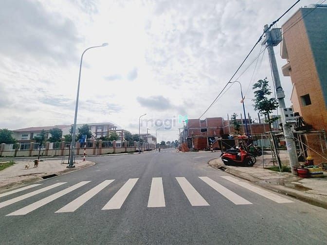 Hình ảnh Bán lô đất đẹp tại khu tái định cư Đông Hoà C, Dĩ An , BD