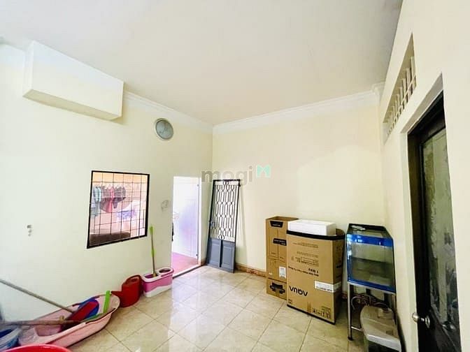 Hình ảnh Phường 8 - Tân Bình Sát Quân 10 - 3 Tầng - 5PN - DT 67m2 – Vuông