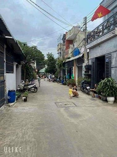 Hình ảnh Bán lô đất tặng 2 căn nhà gần trường cấp 1-2 Đông Hoà, Dĩ AN, BD