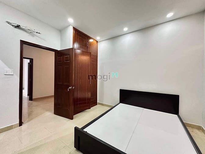 Hình ảnh SIÊU PHẨM 3/2- gần Trường Việt Úc Q10,  5*11.6- 4PN