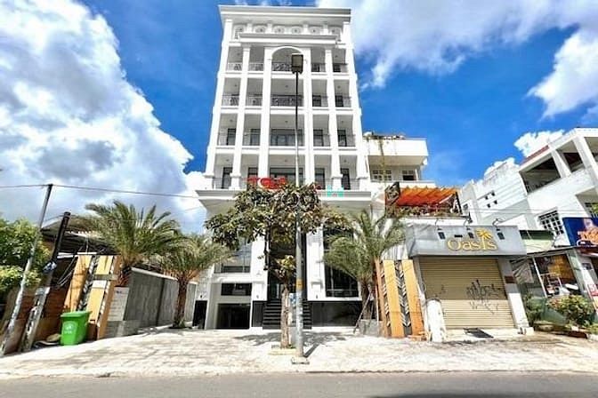 Hình ảnh Đất xây cao MT Quốc Hương Thảo Điền, DT 10.6x33m, CN 365m2, giá 80 tỷ