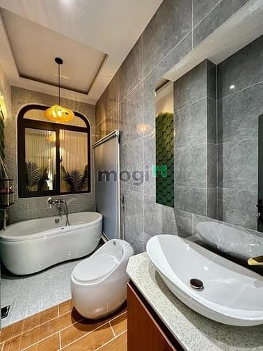 Hình ảnh Nhà cần bán Lê Hữu Kiều , Bình Trưng Tây ,Q2 , ShR công chứng liền