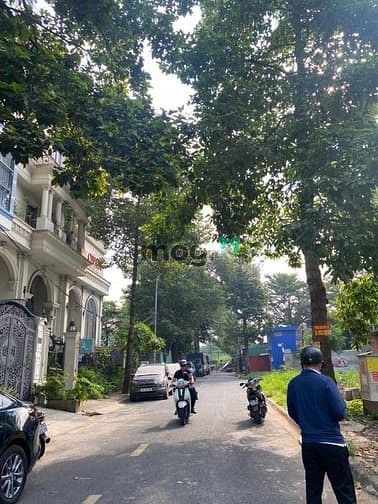 Hình ảnh Đất Huy Hoàng - tp. Thủ Đức - 8x20 - xd : Hầm 7 tầng - giá 29 tỷ